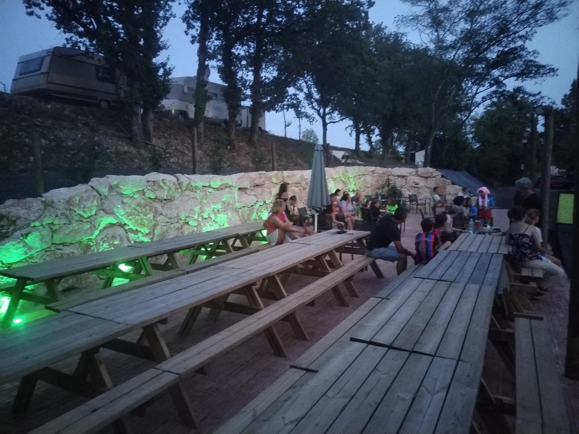 Camping Nature Le Valenty Mobil-Home-Dordogne Panoramique Clim Piscine Soturac Екстер'єр фото